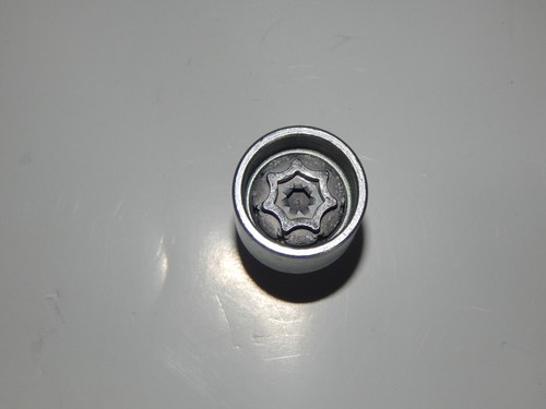 Nuovo Originale Audi V03839141HC Adattatore Bullone Ruota Chiave Master 4F0698139C 820 - Foto 5 di 5
