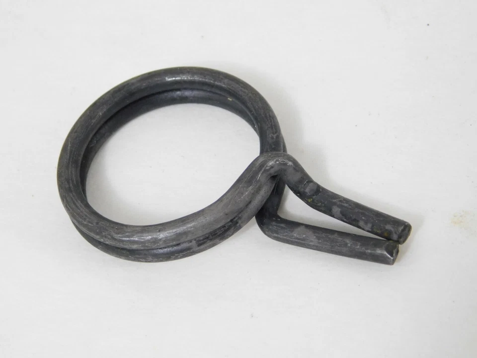 1 NOS Genuine Kawasaki W1 W1SS W2 TT W2SS 650 Change Pedal Spring OEM 92083-006 - Image 2 of 3