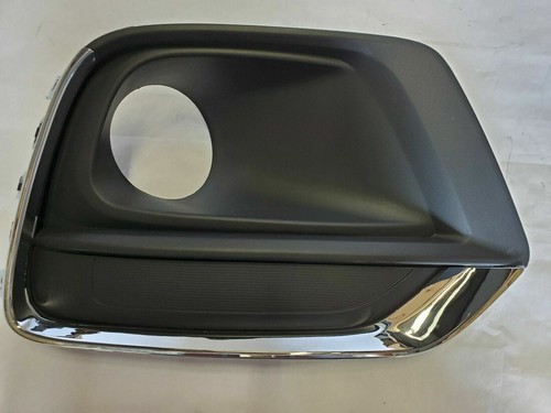 Fog Lamp Bezel Black Front Right Fit 2017-2020 Chevrolet Trax 42537712 GM1039231 - Picture 3 of 3