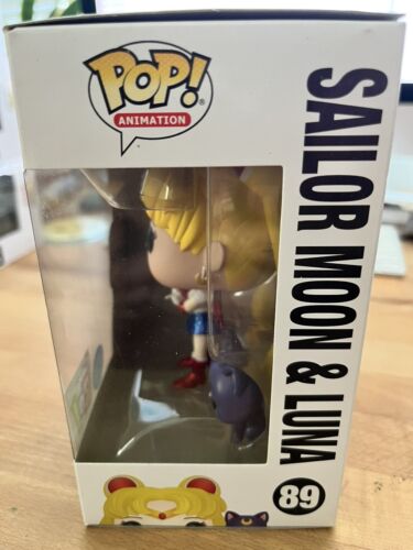 AUTHENTIC Funko Pop! Sailor Moon & Luna #89 Glitter Go! Exclusive NIB VAULTED - Picture 2 of 7