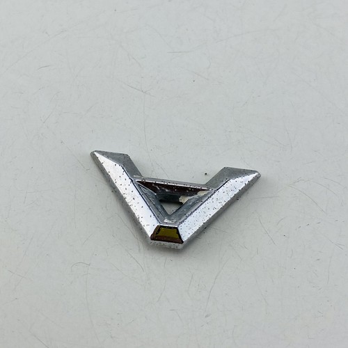 2003-2007 Lincoln Town Car Emblem Logo Letter Badge Trunk Lid Rear OEM E22A - Picture 3 of 6