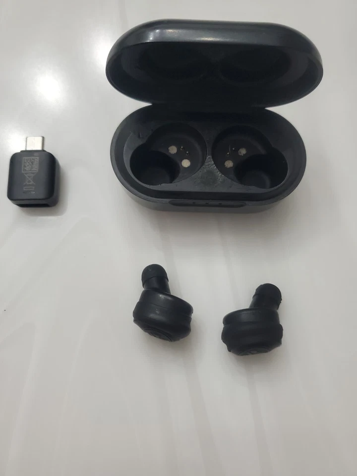 Auriculares JLAB JBuds Air True Wireless Bluetooth con estuche cargador - negros Foto 2 de 4