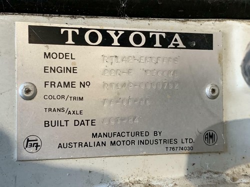 Toyota Corona Left Guard RT142 08/1983-12/1987 - Picture 8 of 12