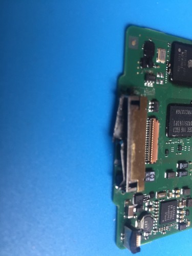 Apple iPod Classic 5th/6th/7th Generation Dock Connector Replacement Service - Picture 2 of 4