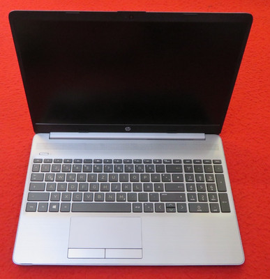 HP 255 G8 Laptop 15,6 Zoll Ryzen 5 3500U 8GB RAM SSD 512GB Win11 Pro