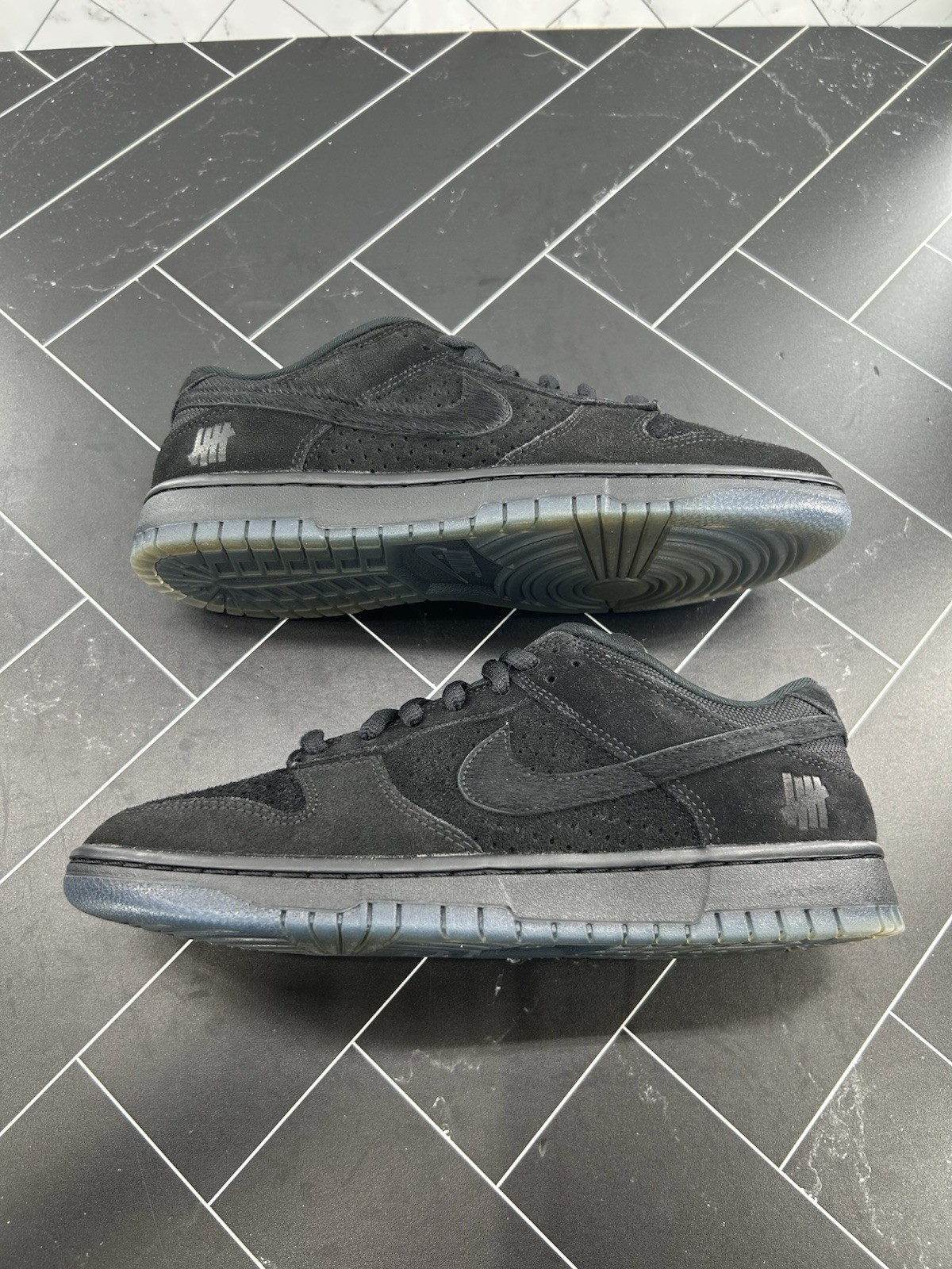 Nike Dunk Low x Undefeated Dunk Vs AF1 2021 Size 9 DO9329-001 image 2