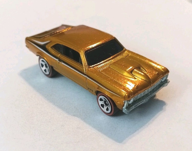 2005 Hot Wheel Classic Chevy Nova Gold Spectraflame Mint Loose Only One!