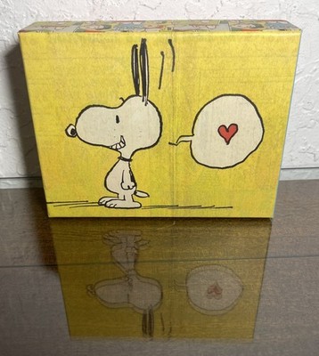 New PEANUTS Box of 20 Assorted Note Cards with Envelopes Graphique Snoopy NIB