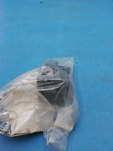 NOS 1999-2002 CHEVY/GMC TRUCK AUXILARY LIGHT SWITCH 15722980 - Picture 2 of 3