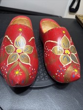 VTG 12.5'' Dutch Wooden Clogs Hand Carved Painted Red -Marken Holland