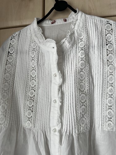 Camisa Popover Joe Browns Blanca Bordada Manga Larga Talla 14. En muy buena condición - Imagen 2 de 7
