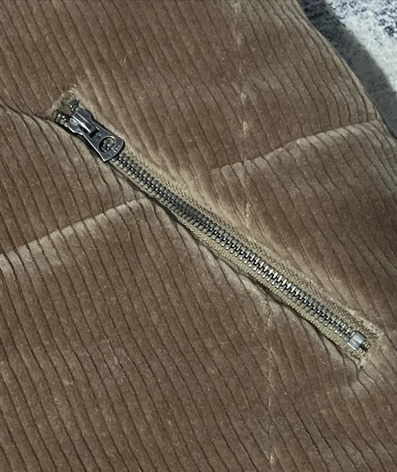 Corduroy Puffer Vest Women’s Small Brown Quilted Fall Layering Jacket Y2K Style - Image 4 of 4