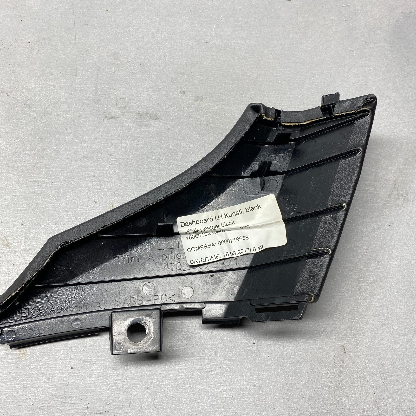 2018 Lamborghini Huracan Left Dashboard A-Pillar W/ Speaker 4T0867271B