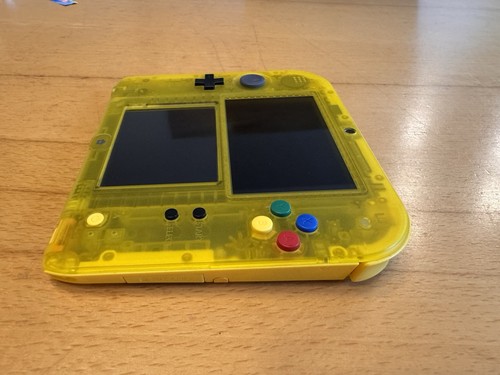 Nintendo 2DS Pokémon Special Pikachu Edition - Bild 12 von 23