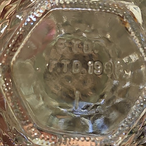 Vintage 1982 FTD Ananas geformte Diamantspitze Pressglas 5,5" Vase - Bild 3 von 5