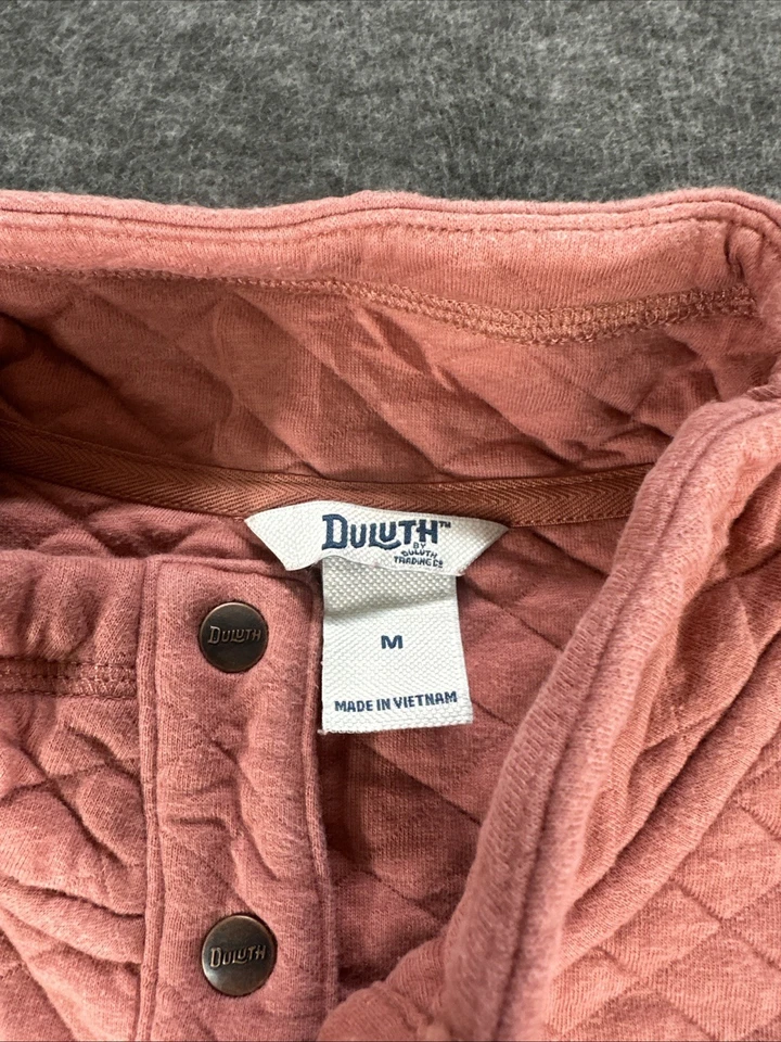 Sudadera Duluth Mujer Rosa 1/4 Botones a Presión Acolchada Cuello Simulado Talla Mediana Foto 2 de 4