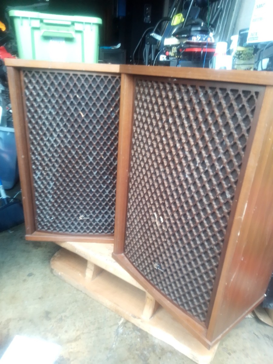 2 VINTAGE SANSUI 3WAY SPEAKERS! TESTED IN GREAT WORKING CONDITION