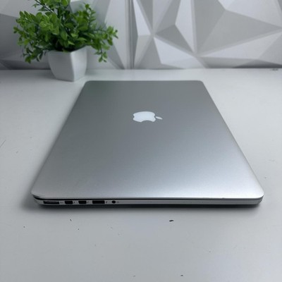 Apple MacBook Pro (Retina 15