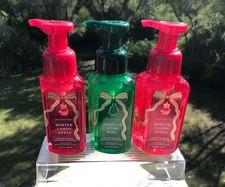 NEW! Bath & Body Works CHRISTMAS SEASON FOAMING HAND SOAP (SET OF 3 - FULL SIZE)