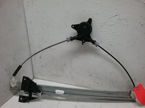 2003-2008 Mazda 6 Regulador de ventana eléctrica delantera derecha (sin motor) Sedán de 4 puertas - Imagen 3 de 4