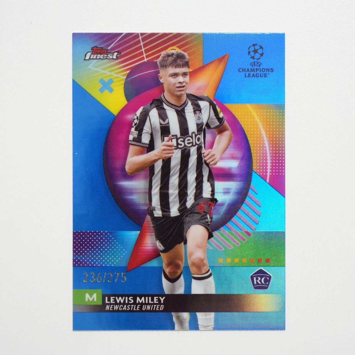 2023-24 TOPPS FINEST ルイス マイリー サインカード Lewis Miley 2023-24 Topps Finest UEFA First Class Rookie Refractor NRMT+ RC