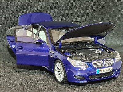 BMW M5 E60 Kyosho Dealer 1/18 (No Autoart Minichamps Norev