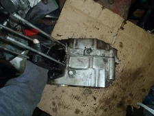 HONDA ATC 185 S 1985 3 wheeler  left right engine/motor crankcases oil pump