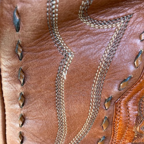 Back At The Ranch 7.5C Saddle 12" Tooled a mano 5/8" Box Toe Botas Western - Imagen 9 de 24