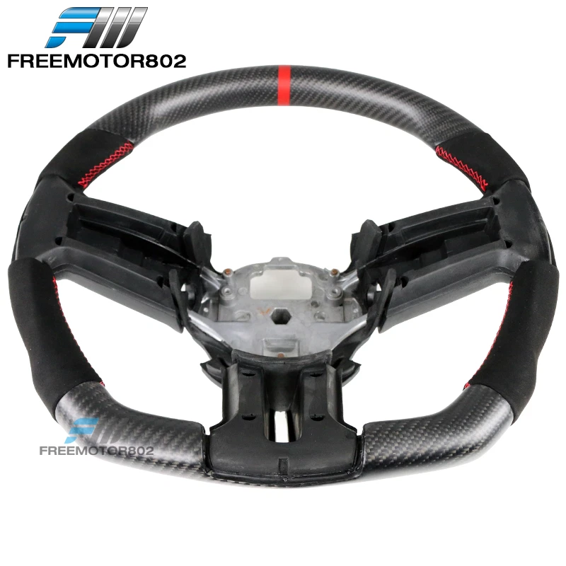 Se adapta a volante mate CF&Alcantara 10-14 con puntada roja e indicador Foto 3 de 4