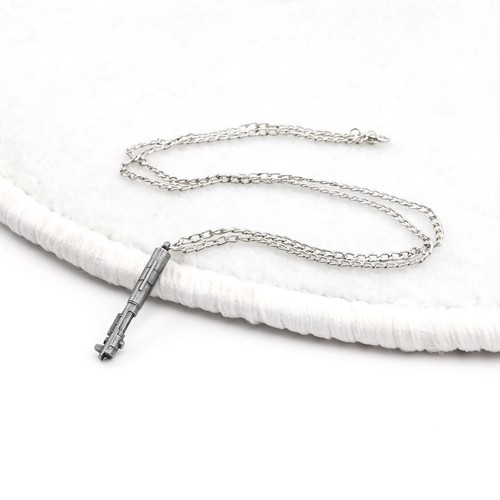 Mini Lightsaber Necklace Pendant Star Wars - Picture 3 of 18