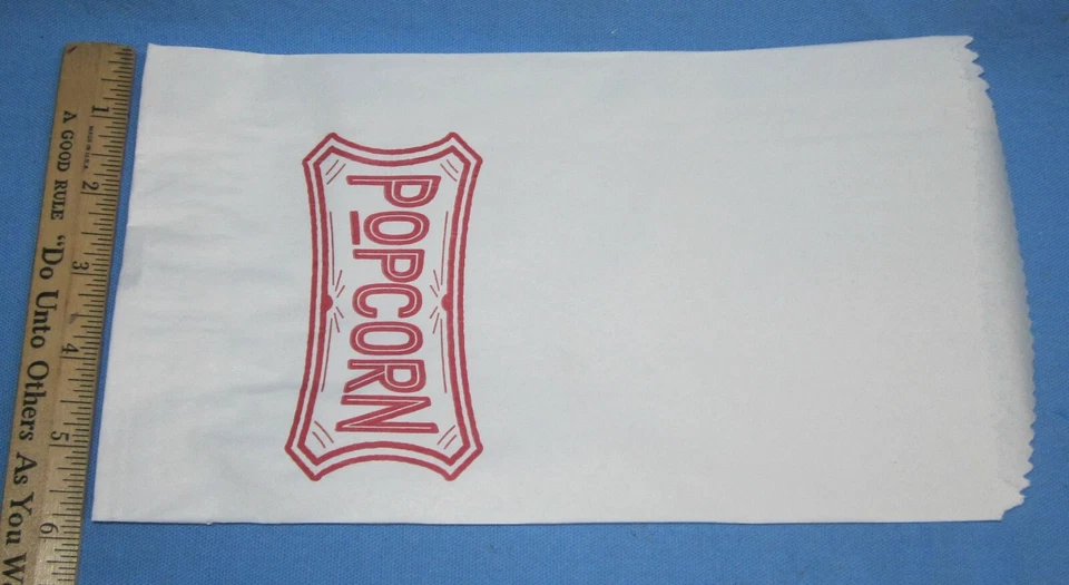 a Box of 500 Popcorn Bags, 1.5oz Bags - Image 3 of 3