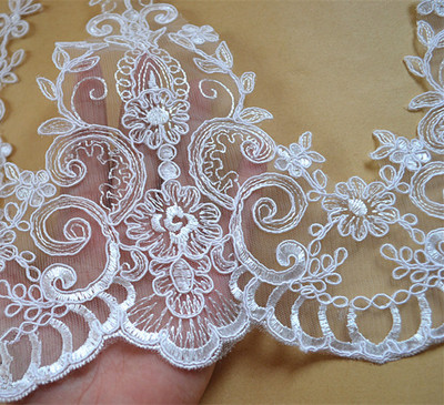 Ruban Dentelle Brodé Bordure Florale – Pour Couture, Mariage, Robe DIY – Vendu Au Mètre
