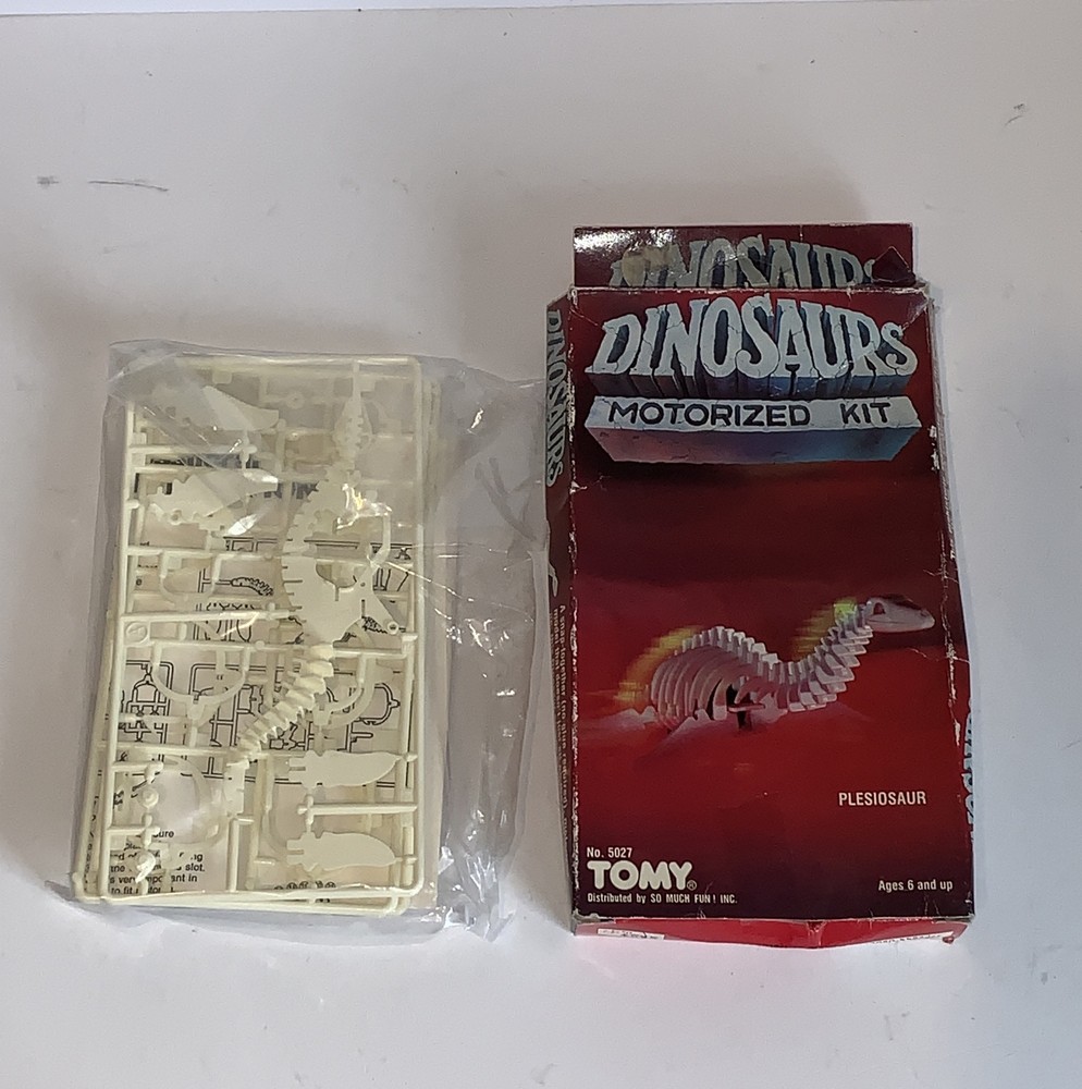 Tomy Plesiosaur Motorized Model Kit 5027 NEW Vintage 1987
