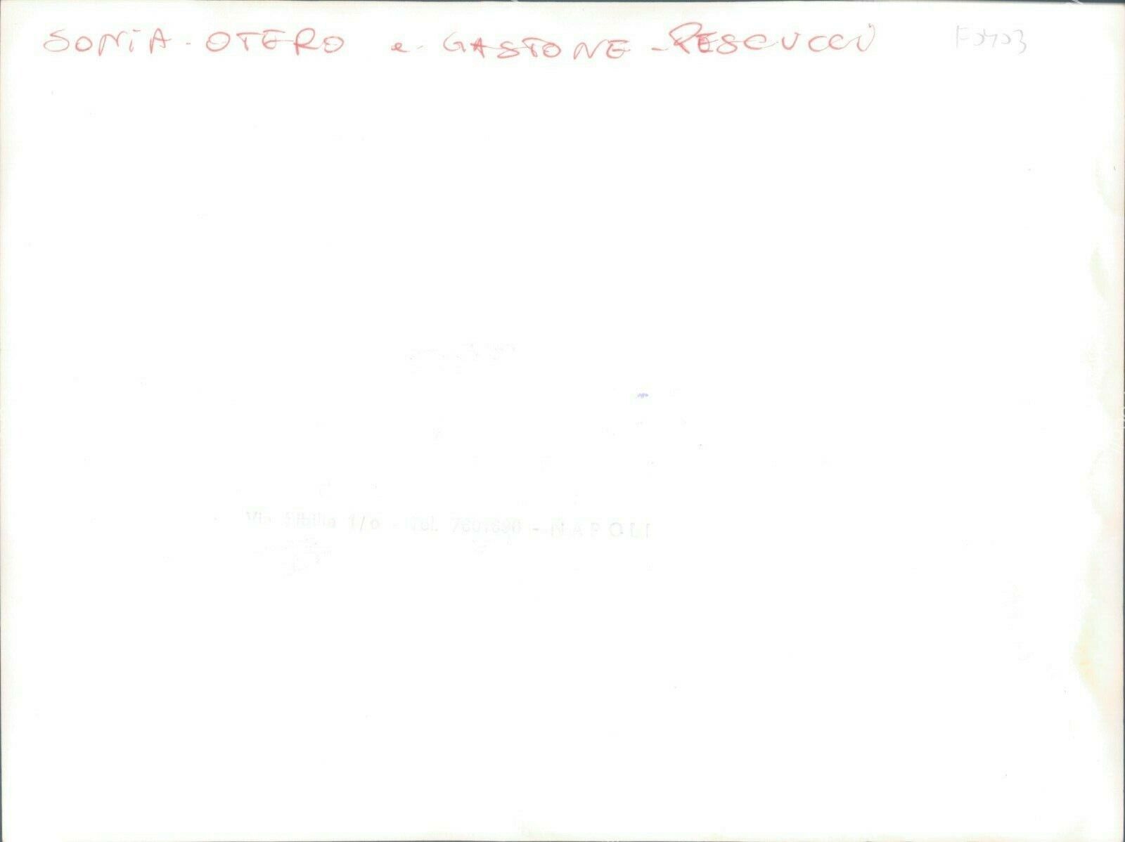 Foto 2 di 2