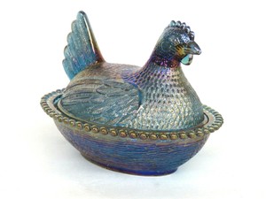 Hen-on-Nest-Chicken-Indiana-Style-Carnival-Glass-Candy-Dish-with-Lid-610B