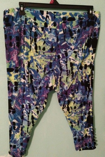 No Boundaries Multicolor Capri Leggings Print Juniors Size 3x (21) Green Black.. - Picture 3 of 8