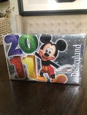 Walt Disney World Mickey Mouse 2011 Scrapbook Photo Album Photos New/Sealed