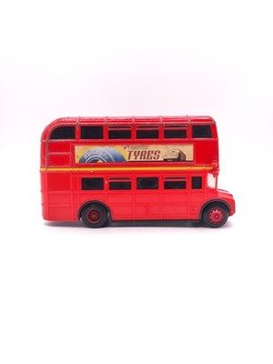 Disney Pixar Cars 2 Deluxe Double Decker Bus Touring Tyres 91