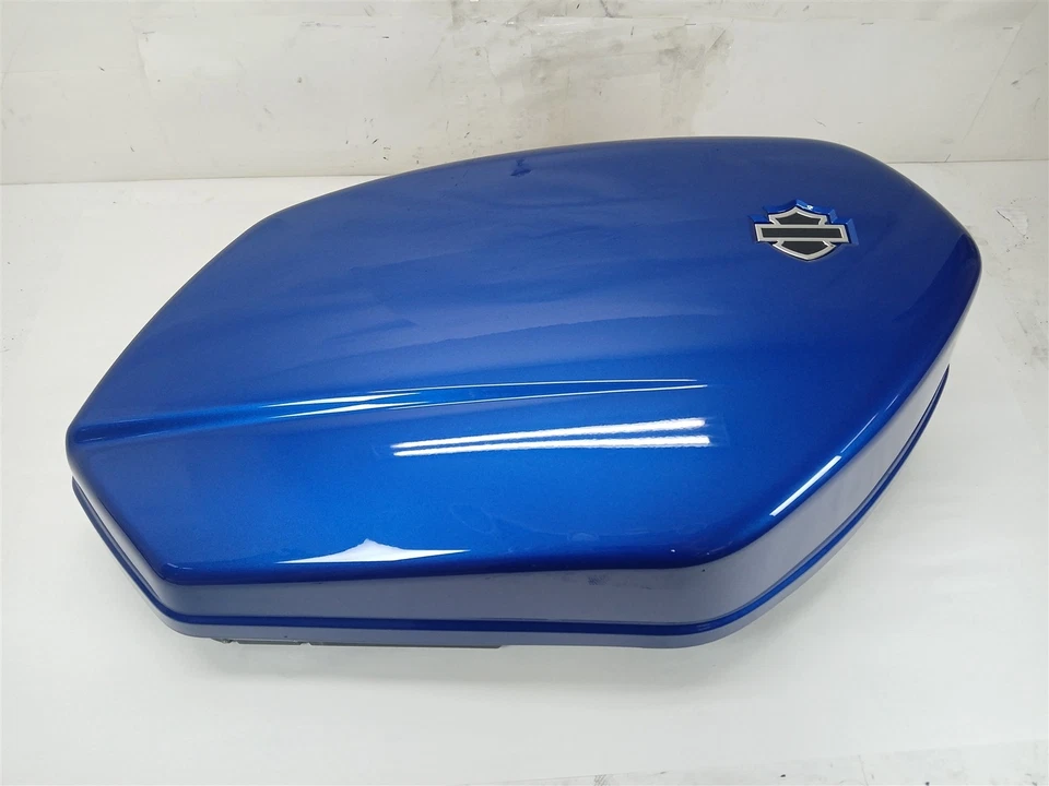 Harley-Davidson 2025 Low Rider ST FXLRST Saddlebags Blue Burst New Takeoff - Image 2 of 4