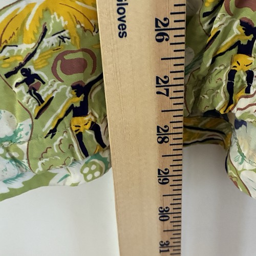 Hilo Hattie Shirt Mens Large Green Rayon Ukulele Floral Hawaiian Button Up Camp - Picture 8 of 8