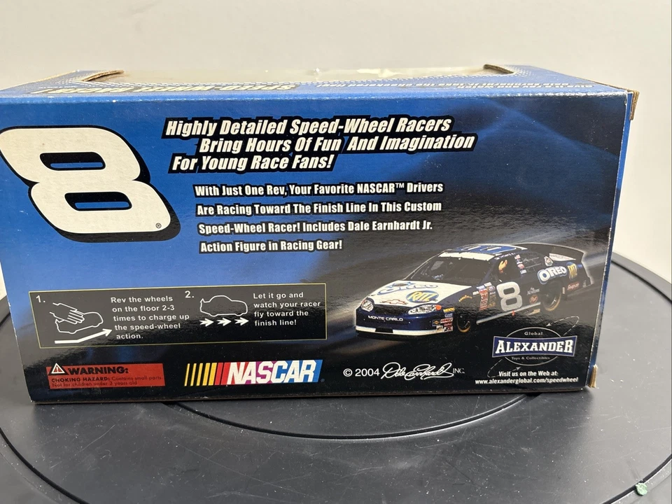 Dale Earnhardt Jr #8 Oreo Ritz 2004 Speed-Wheel Racer w/ Action Figure - Image 4 of 4