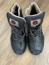 Aimont Safety Shoes 72101 Toe Cap Boots Steel Midsole Black UK7 NWOB