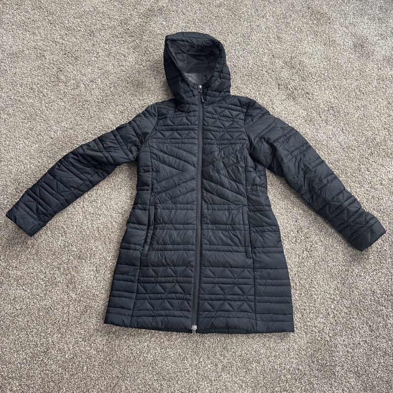 The North Face Women’s Medium Long Black Quilted Puffer Jacket Coat EUC