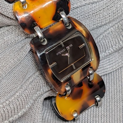 Michael Kors MK4178 Womens Tortoise Acrylic Bracelet Brown  display picture 3