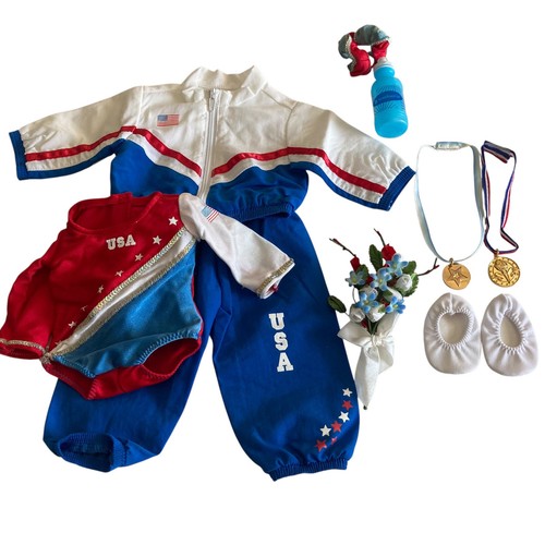 American Girl bambola RITIRATA USA 2004 vestito ginnastica olimpica con accessori - Foto 1 di 7