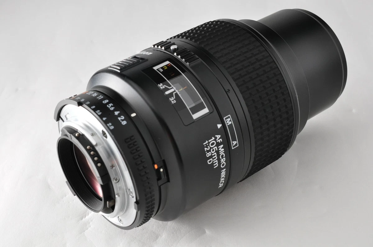Near Mint Nikon AF Micro Nikkor 105mm f2.8D Lens with Filter from Japan