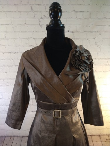 NEU OHNE ETIKETT - ELIZA J Metallic Bronze FIT & FLARE Kleid - GRÖSSE 6 / BLING GÜRTEL ENTHALTEN - Bild 2 von 20