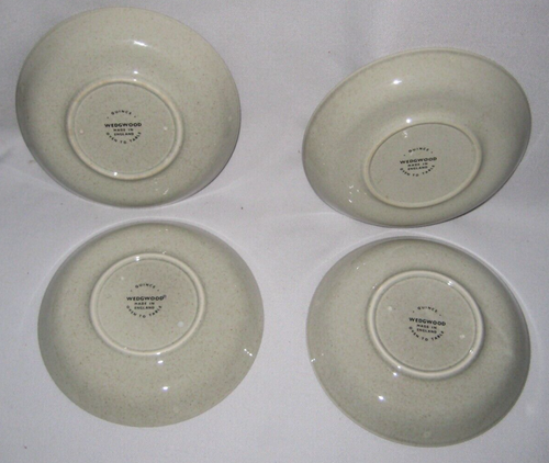 Set of 4 Wedgwood Quince Fruit Ring Coffee/Tea Cups and Saucers - England - Picture 3 of 5