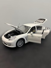 Norev 1/18 Porsche Panamera 4S  white 385941