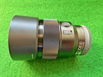 Sony SEL 85 mm F/1.8 FE Objektiv, Top Zustand